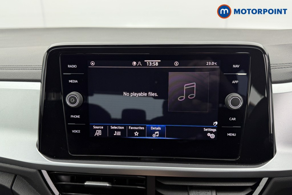 Volkswagen T-Roc Life Automatic Petrol SUV - Stock Number (1554167) - 7th supplementary image