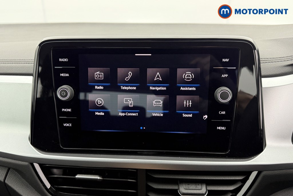 Volkswagen T-Roc Life Automatic Petrol SUV - Stock Number (1554167) - 11th supplementary image