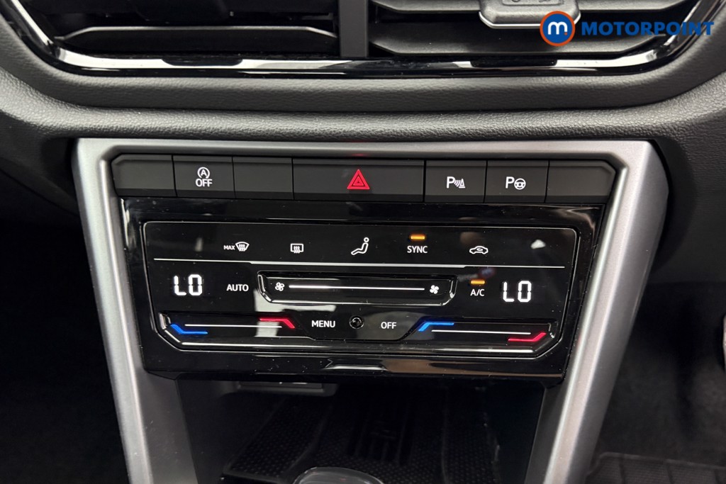 Volkswagen T-Roc Life Automatic Petrol SUV - Stock Number (1554167) - 12th supplementary image
