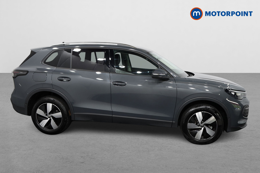 Volkswagen Tiguan Match Automatic Petrol Plug-In Hybrid SUV - Stock Number (1554169) - Drivers side