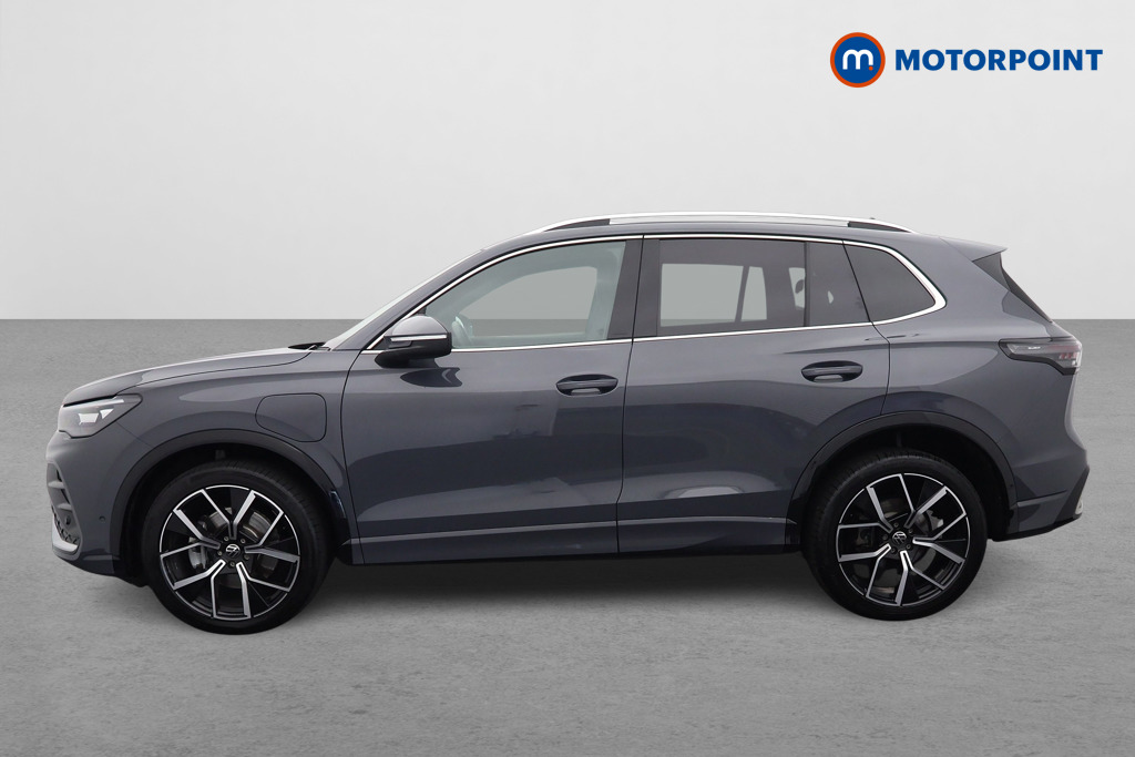 Volkswagen Tiguan R-Line Automatic Petrol Plug-In Hybrid SUV - Stock Number (1554173) - Passenger side