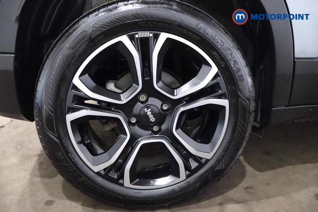 Jeep Avenger Summit Automatic Electric SUV - Stock Number (1554190) - 9th supplementary image