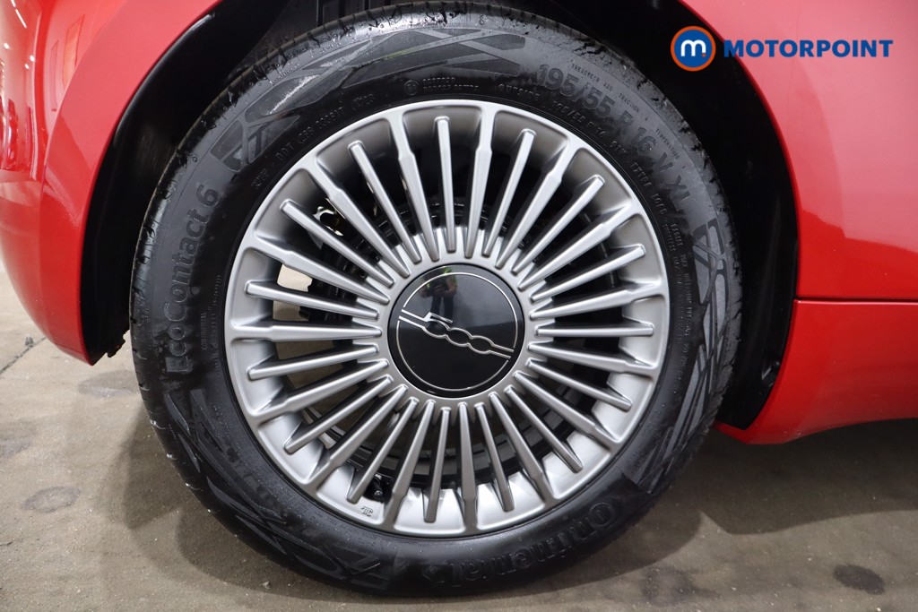 Fiat 500 RED Automatic Electric Hatchback - Stock Number (1554194) - 9th supplementary image