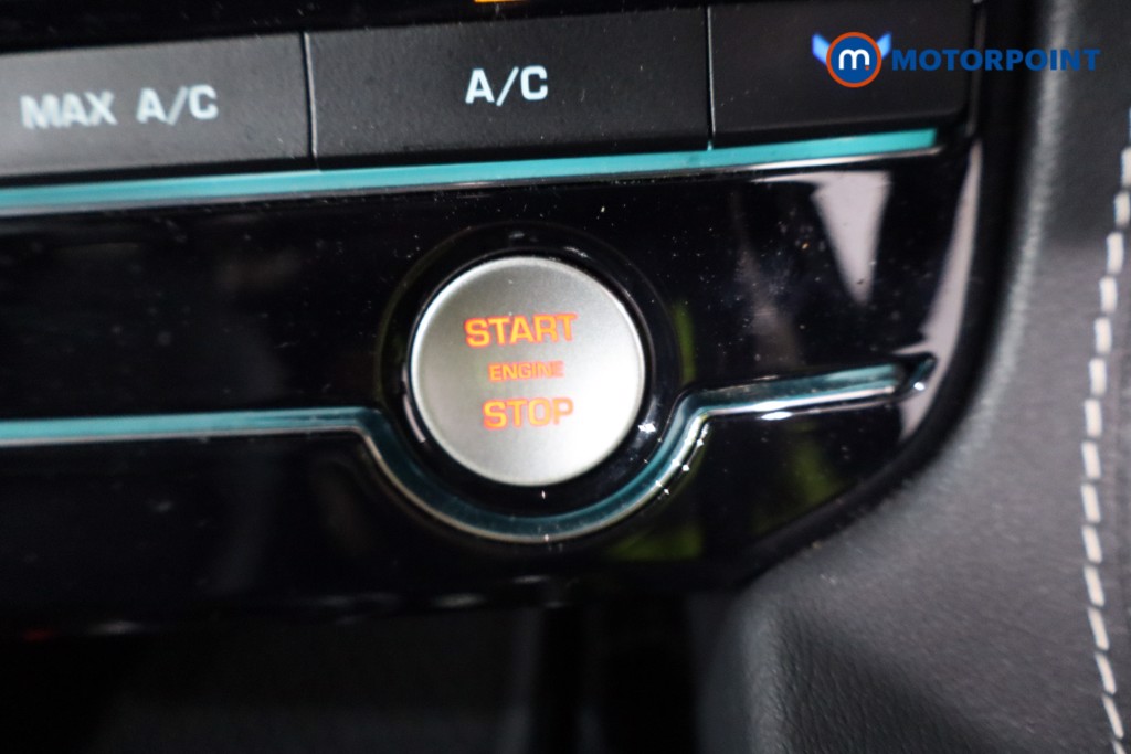 Jaguar F-Pace Chequered Flag Automatic Petrol SUV - Stock Number (1554222) - 15th supplementary image