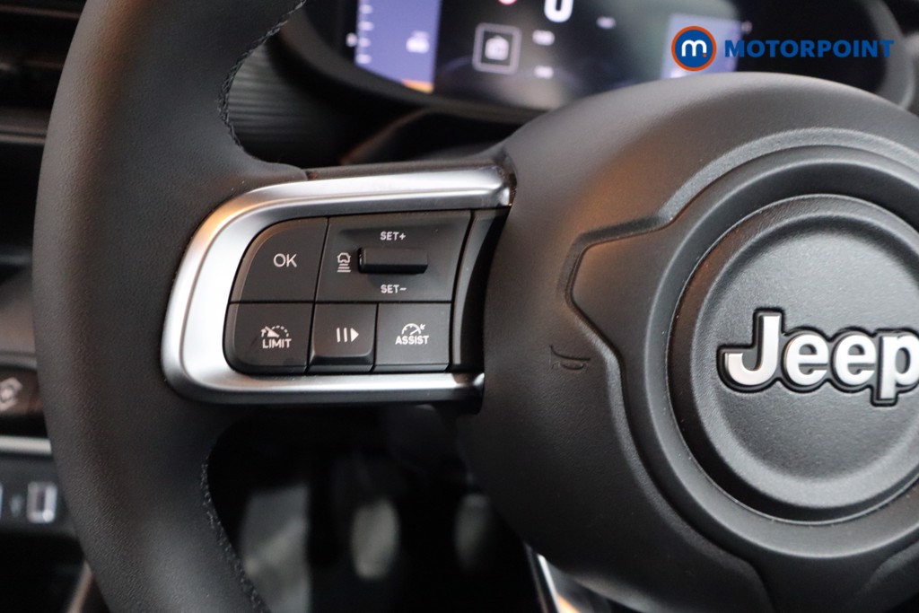 Jeep Avenger Altitude Manual Petrol SUV - Stock Number (1554270) - 7th supplementary image