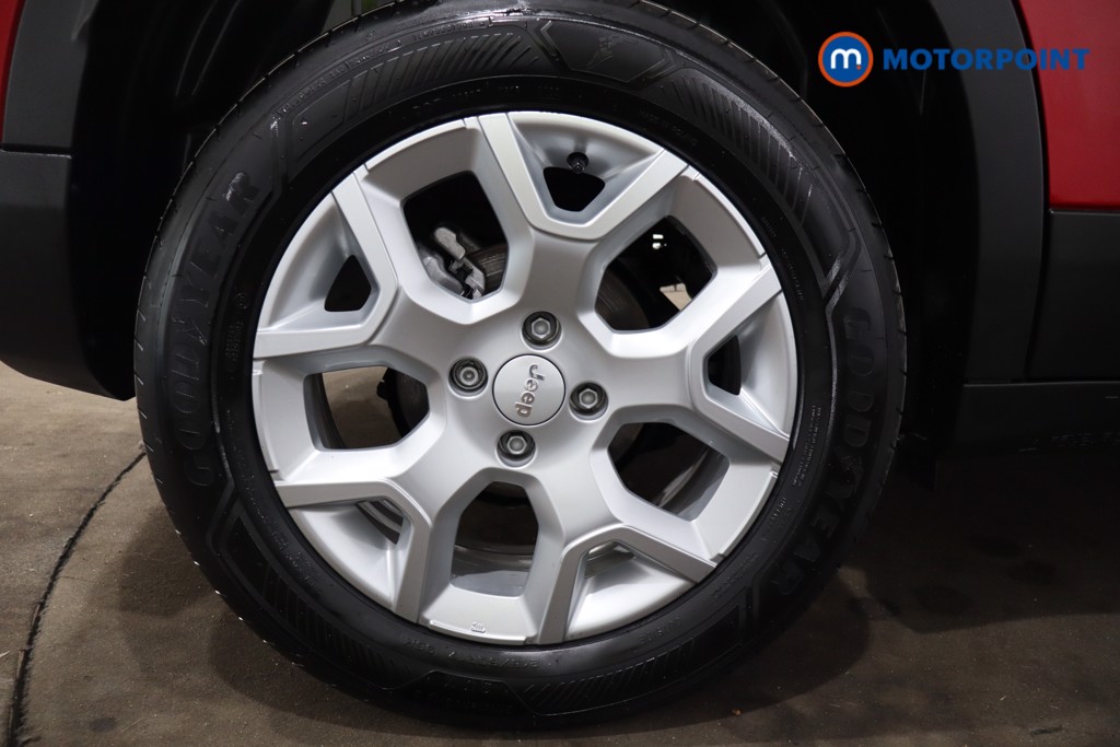 Jeep Avenger Altitude Manual Petrol SUV - Stock Number (1554270) - 9th supplementary image