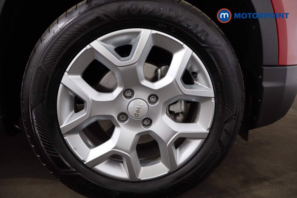 Jeep Avenger Altitude Manual Petrol SUV - Stock Number (1554270) - 10th supplementary image