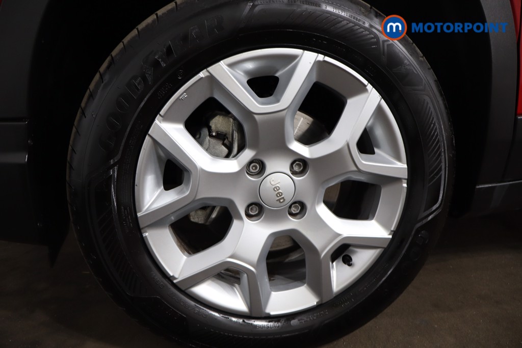 Jeep Avenger Altitude Manual Petrol SUV - Stock Number (1554270) - 11th supplementary image