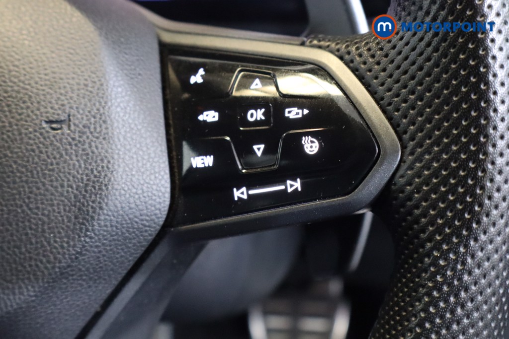 Volkswagen Golf R Automatic Petrol Hatchback - Stock Number (1554420) - 4th supplementary image