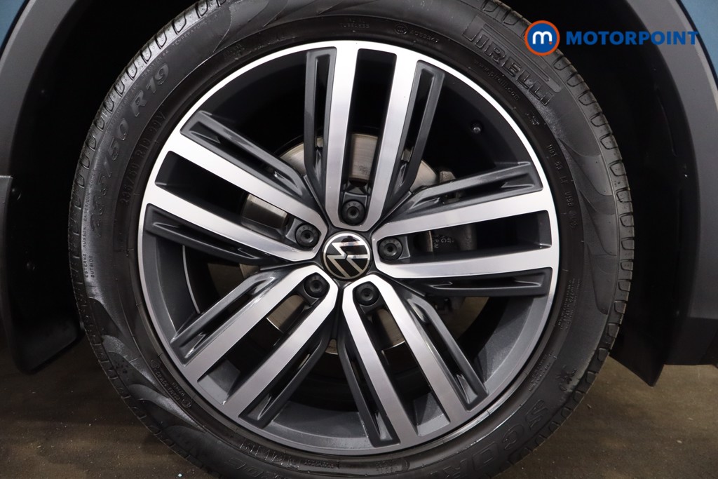 Volkswagen Tiguan Elegance Automatic Petrol SUV - Stock Number (1552860) - 11th supplementary image