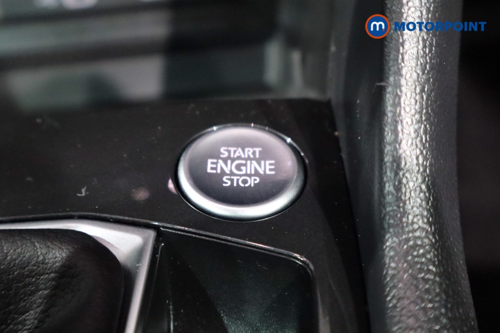 Volkswagen Tiguan Elegance Automatic Petrol SUV - Stock Number (1552860) - 20th supplementary image