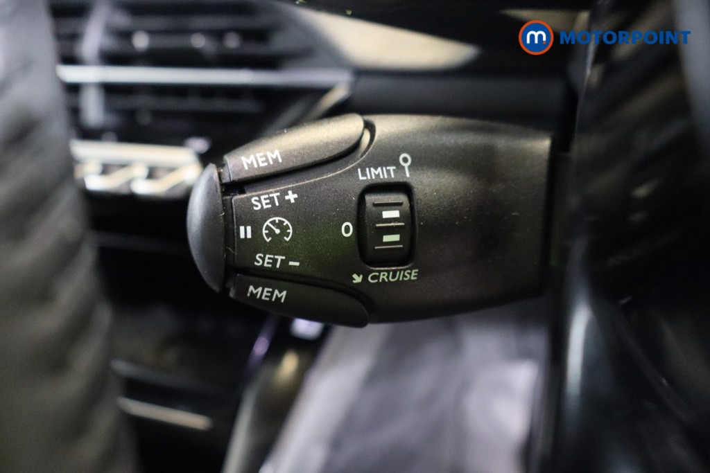 Peugeot 2008 Allure Automatic Petrol SUV - Stock Number (1528323) - 11th supplementary image