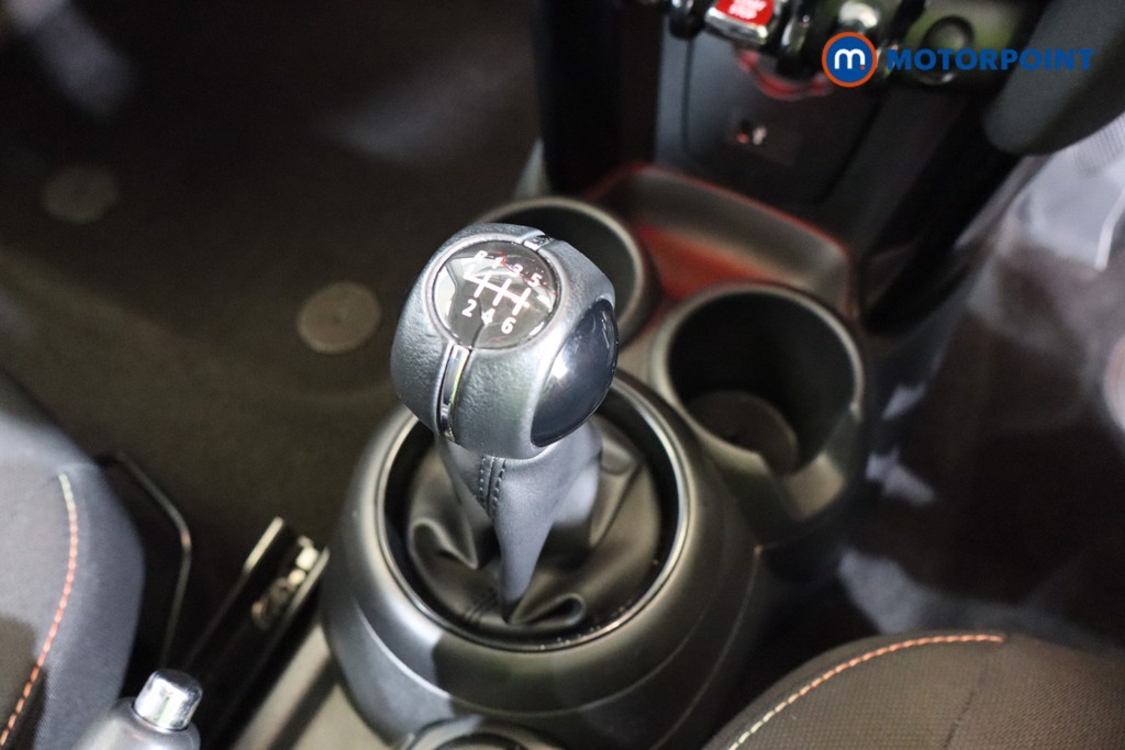 Mini Hatchback Cooper Classic Manual Petrol Hatchback - Stock Number (1549117) - 7th supplementary image