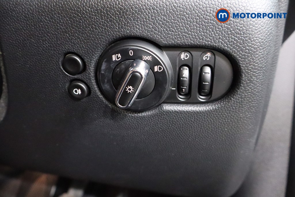 Mini Hatchback Cooper Classic Manual Petrol Hatchback - Stock Number (1549117) - 13th supplementary image
