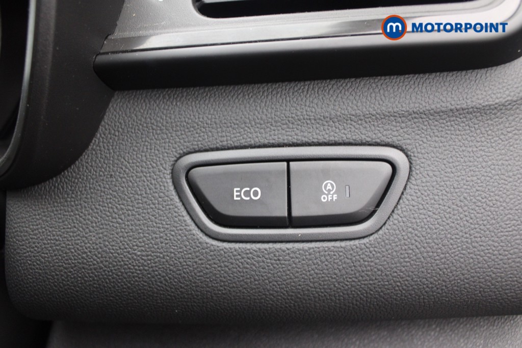 Renault Kadjar Play Manual Petrol SUV - Stock Number (1532715) - 12th supplementary image