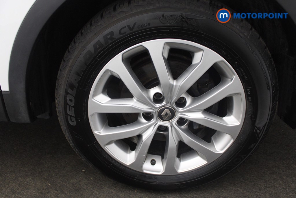 Renault Kadjar Play Manual Petrol SUV - Stock Number (1532715) - 18th supplementary image