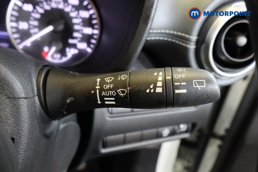 Nissan Juke Tekna Manual Petrol SUV - Stock Number (1540186) - 12th supplementary image