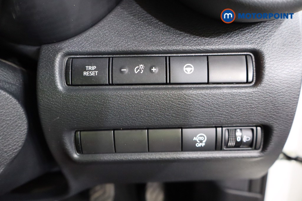 Nissan Juke Tekna Manual Petrol SUV - Stock Number (1540186) - 13th supplementary image