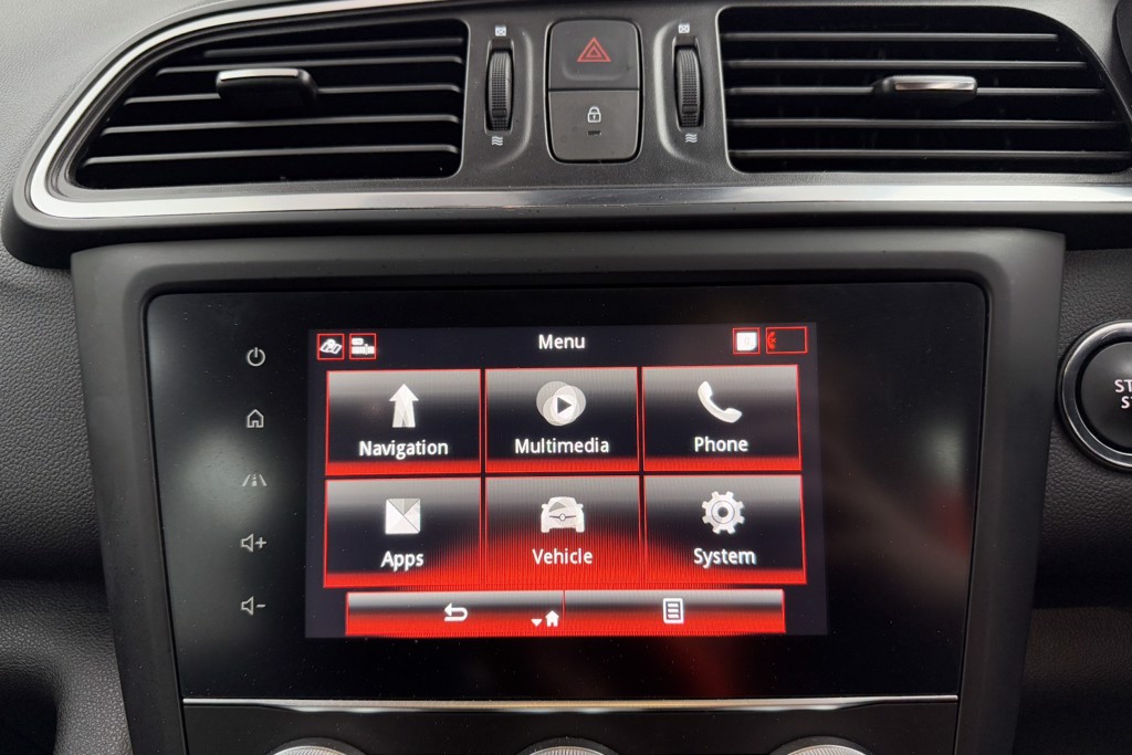 Renault Kadjar Techno Manual Petrol SUV - Stock Number (1541856) - 7th supplementary image