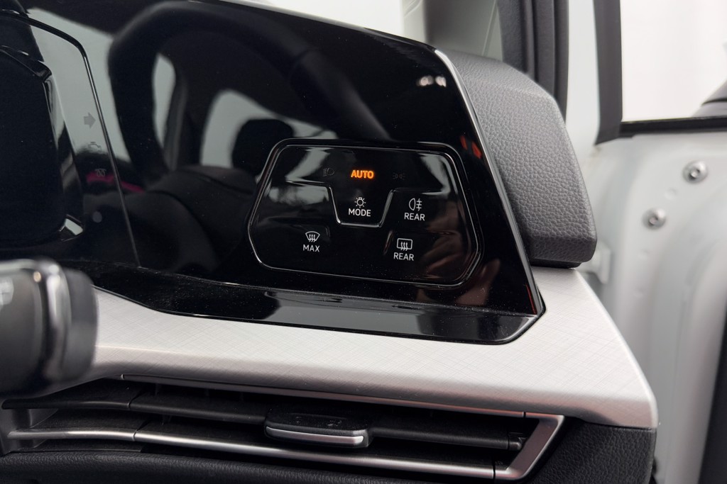 Volkswagen Golf Life Manual Petrol Hatchback - Stock Number (1541927) - 18th supplementary image