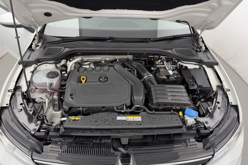 Volkswagen Golf Life Manual Petrol Hatchback - Stock Number (1541927) - 30th supplementary image