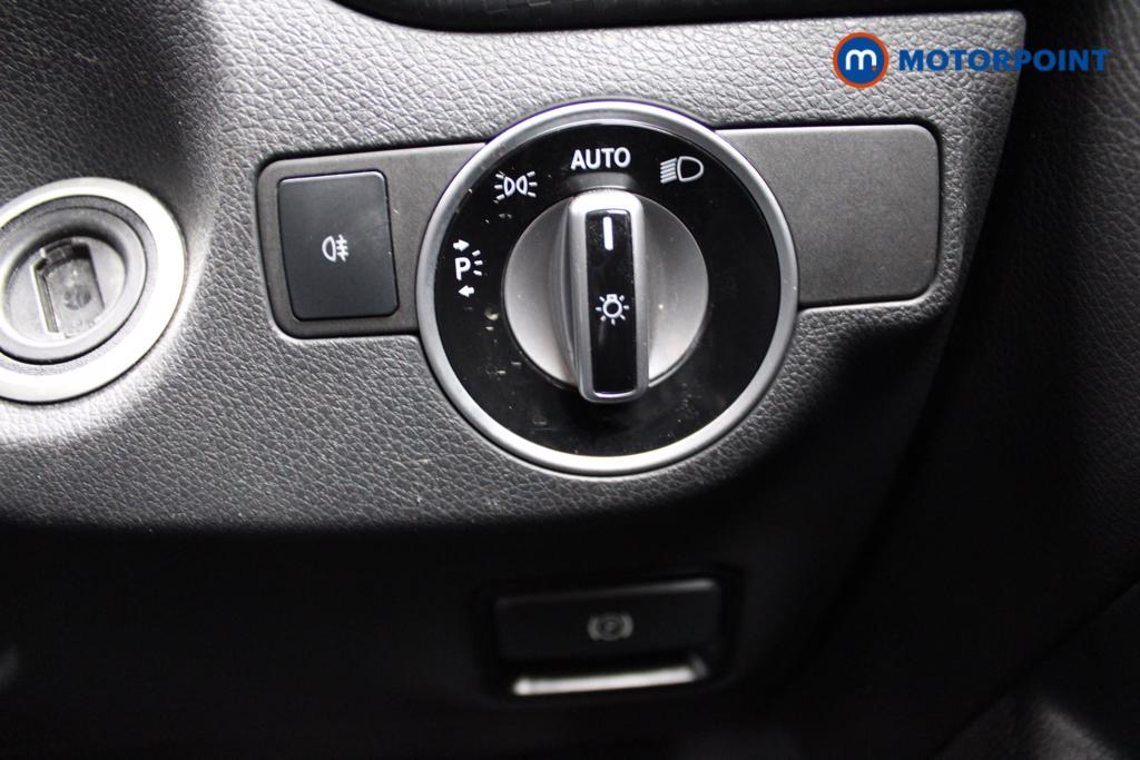 Mercedes-Benz A Class Sport Automatic Diesel Hatchback - Stock Number (1542142) - 17th supplementary image