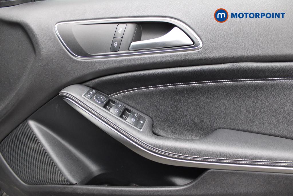 Mercedes-Benz A Class Sport Automatic Diesel Hatchback - Stock Number (1542142) - 18th supplementary image