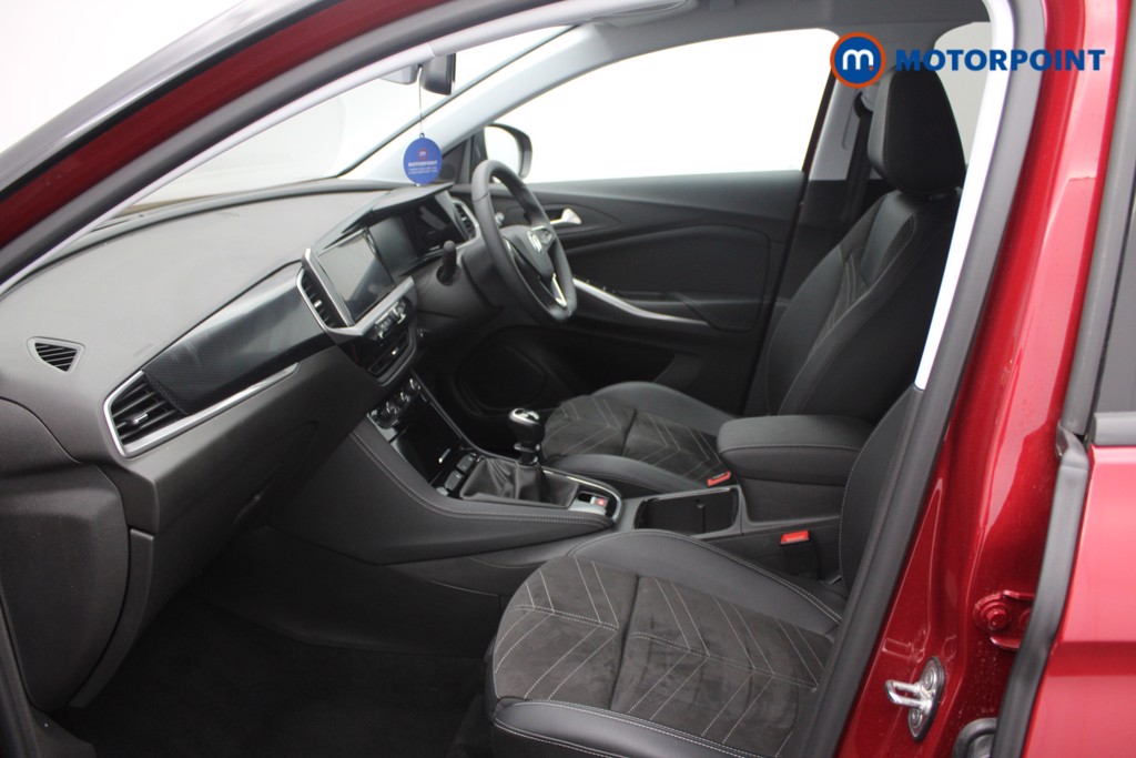 Vauxhall Grandland Ultimate Manual Petrol SUV - Stock Number (1543514) - 1st supplementary image