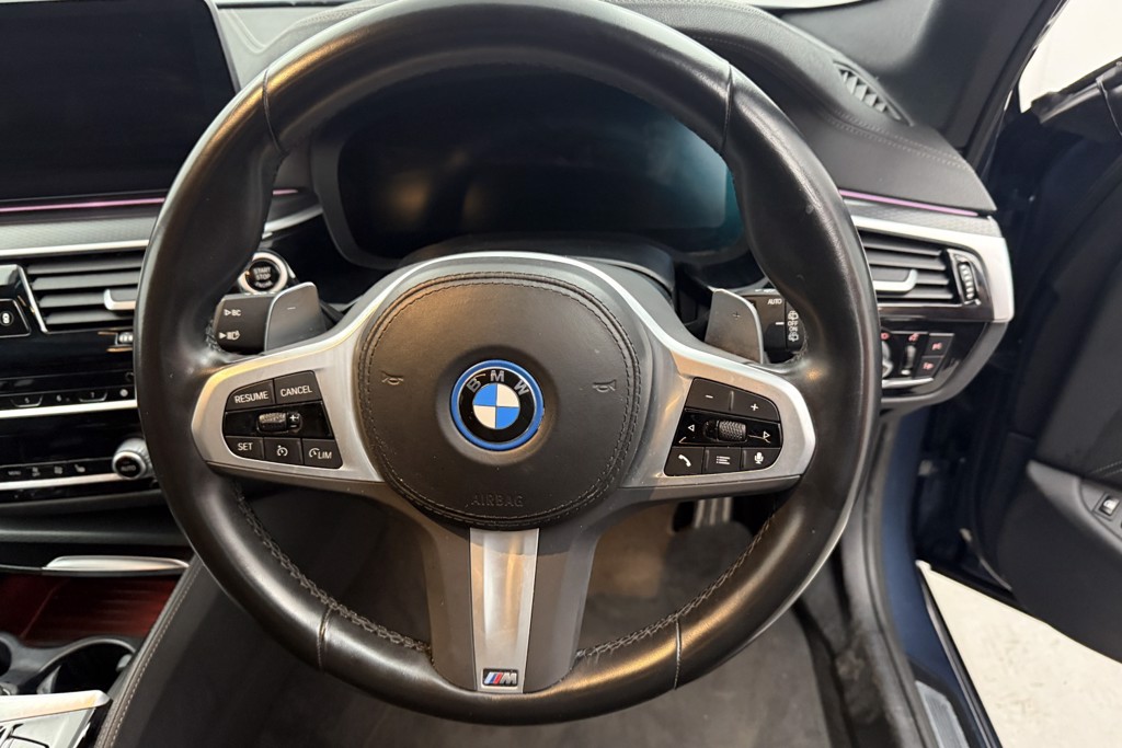 BMW 5 Series M Sport Automatic Petrol Plug-In Hybrid Estate - Stock Number (1543843) - 2nd supplementary image