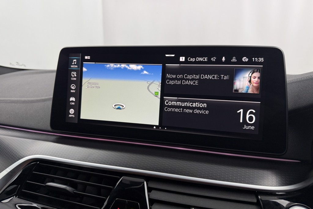 BMW 5 Series M Sport Automatic Petrol Plug-In Hybrid Estate - Stock Number (1543843) - 6th supplementary image