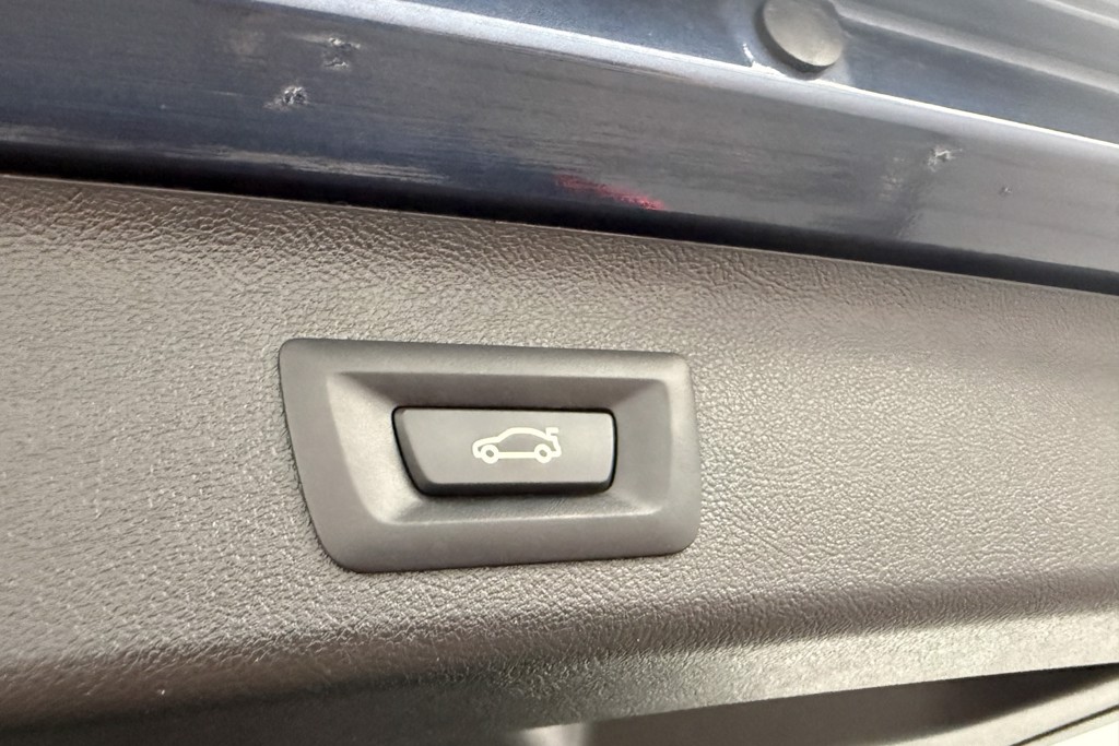 BMW 5 Series M Sport Automatic Petrol Plug-In Hybrid Estate - Stock Number (1543843) - 31st supplementary image