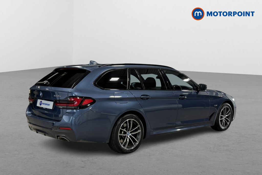 BMW 5 Series M Sport Automatic Petrol Plug-In Hybrid Estate - Stock Number (1543843) - Drivers side rear corner