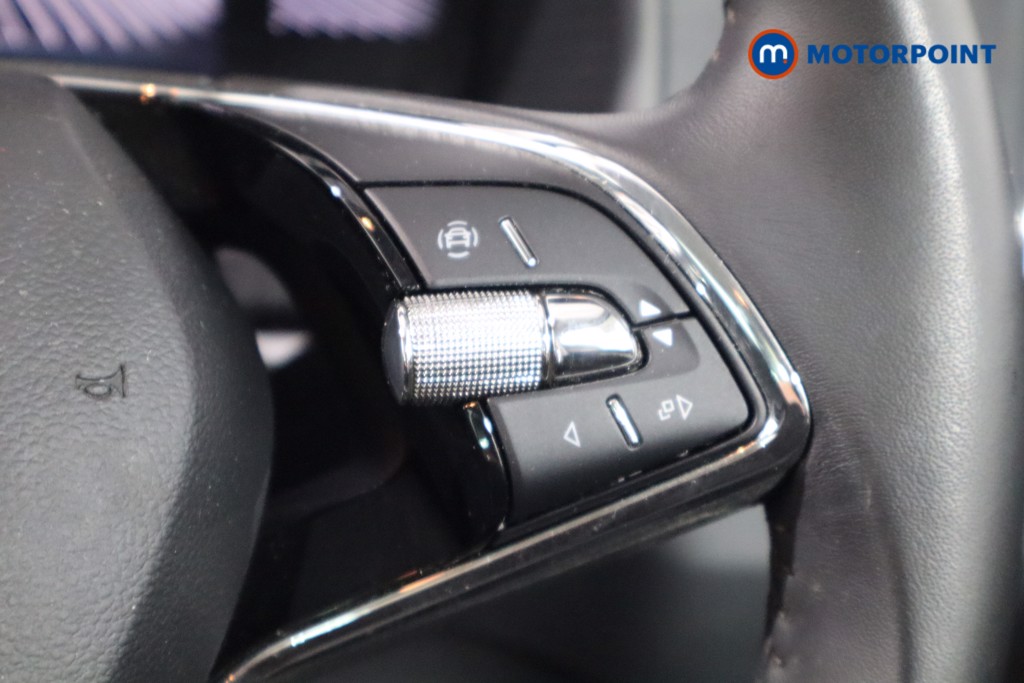 Skoda Karoq Se Drive Manual Petrol SUV - Stock Number (1545617) - 8th supplementary image