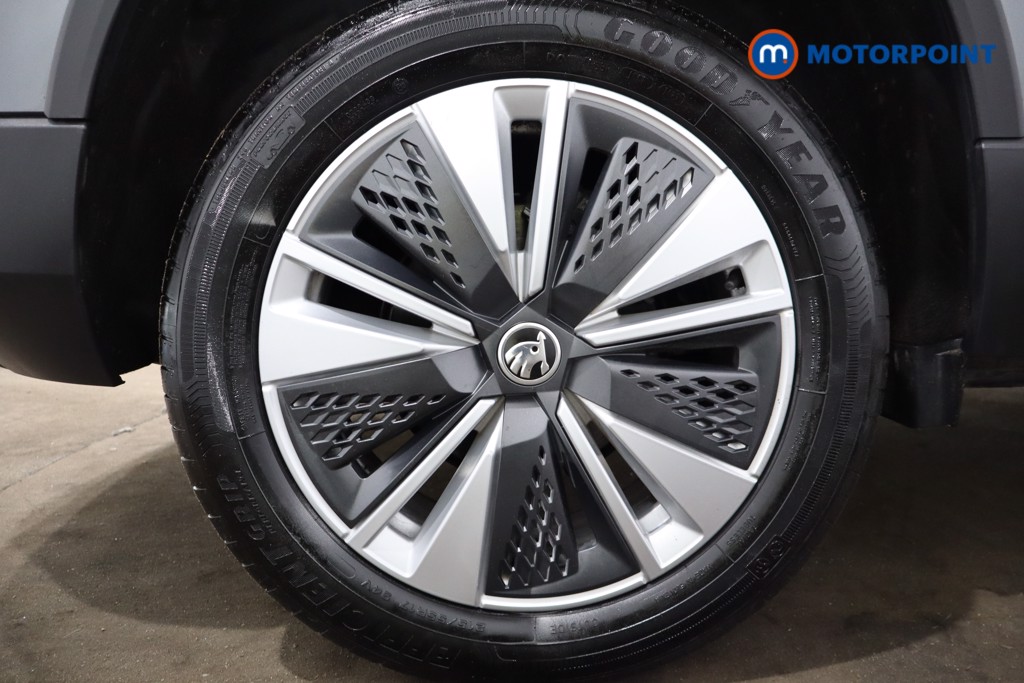 Skoda Karoq Se Drive Manual Petrol SUV - Stock Number (1545617) - 9th supplementary image