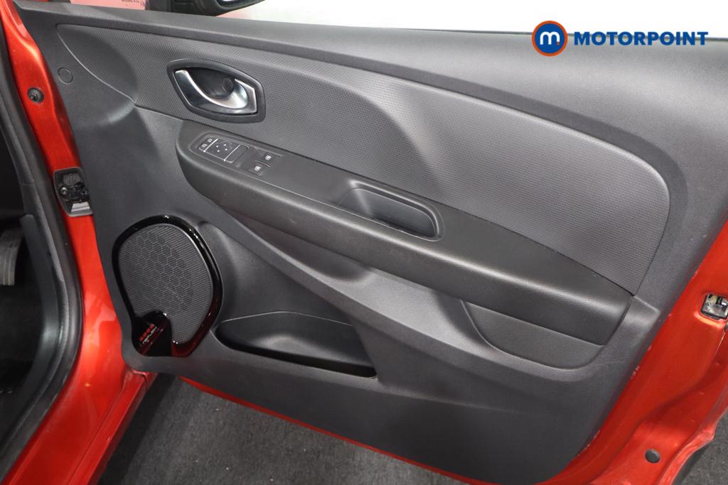 Renault Clio Iconic Manual Petrol Hatchback - Stock Number (1546167) - 10th supplementary image
