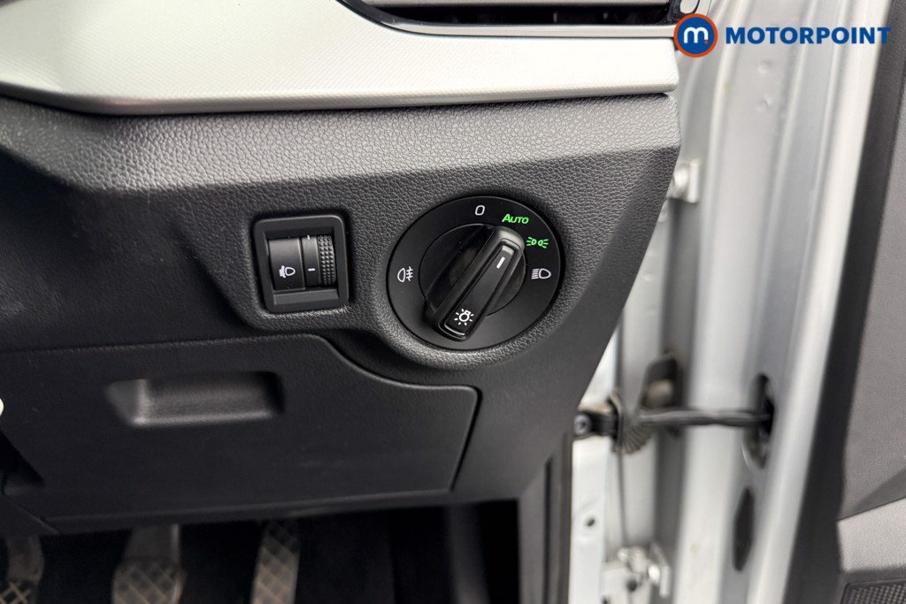 Skoda Kamiq Se Drive Manual Petrol SUV - Stock Number (1546453) - 17th supplementary image