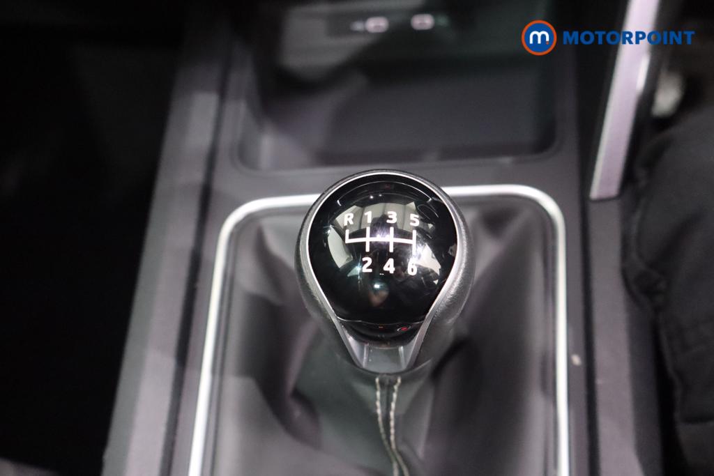 Seat Leon Se Dynamic Manual Petrol Hatchback - Stock Number (1546613) - 3rd supplementary image