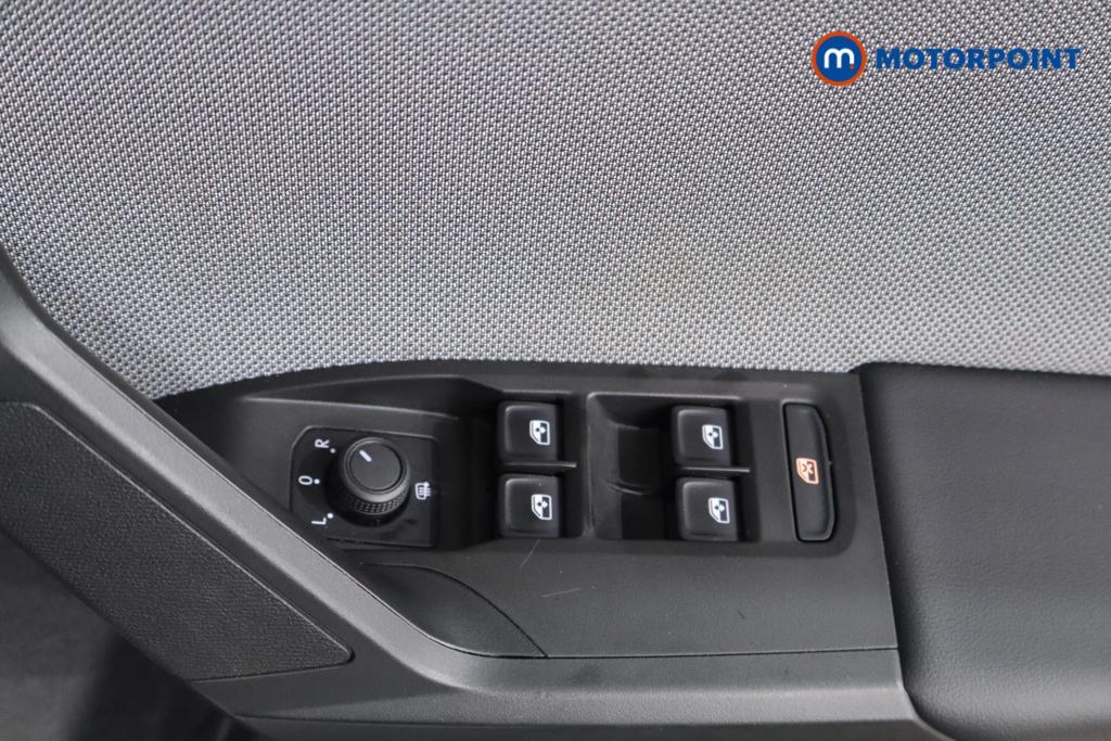 Seat Leon Se Dynamic Manual Petrol Hatchback - Stock Number (1546613) - 12th supplementary image