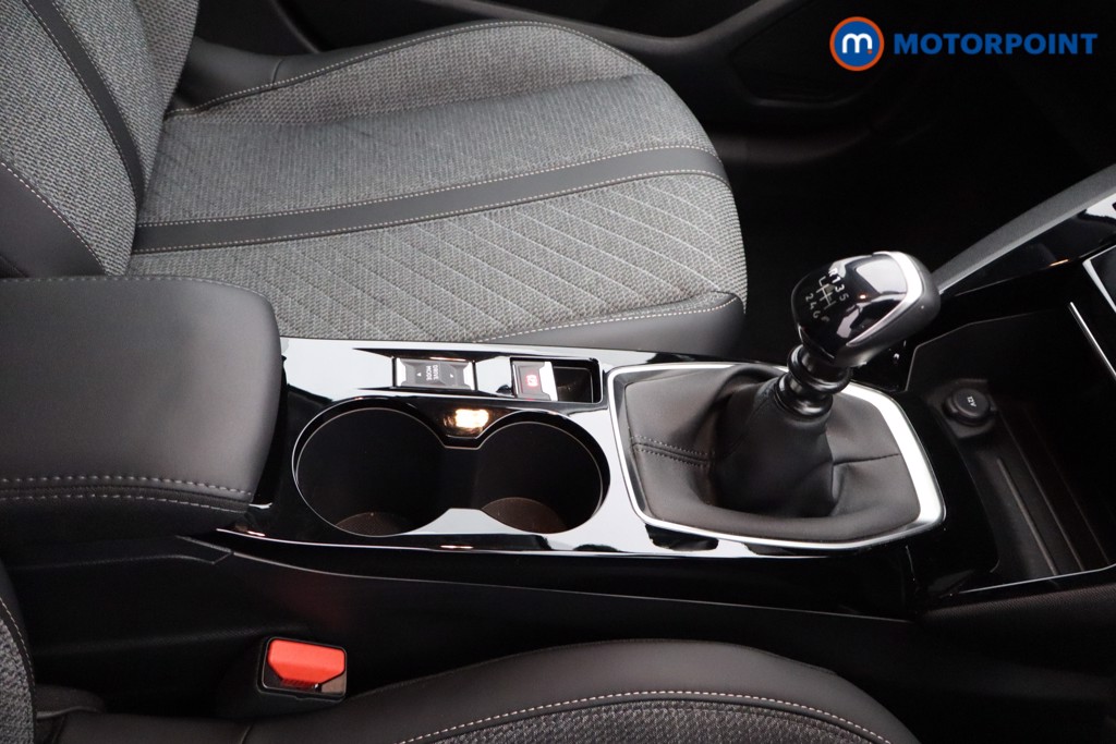 Peugeot 208 Allure Manual Petrol Hatchback - Stock Number (1546855) - 7th supplementary image