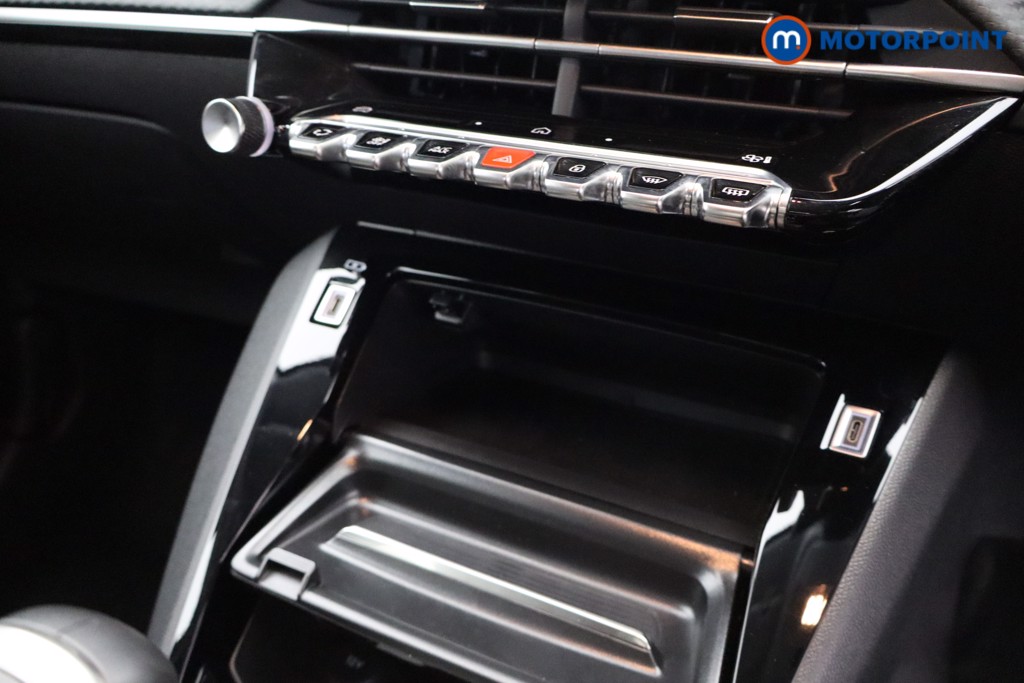Peugeot 208 Allure Manual Petrol Hatchback - Stock Number (1546855) - 9th supplementary image