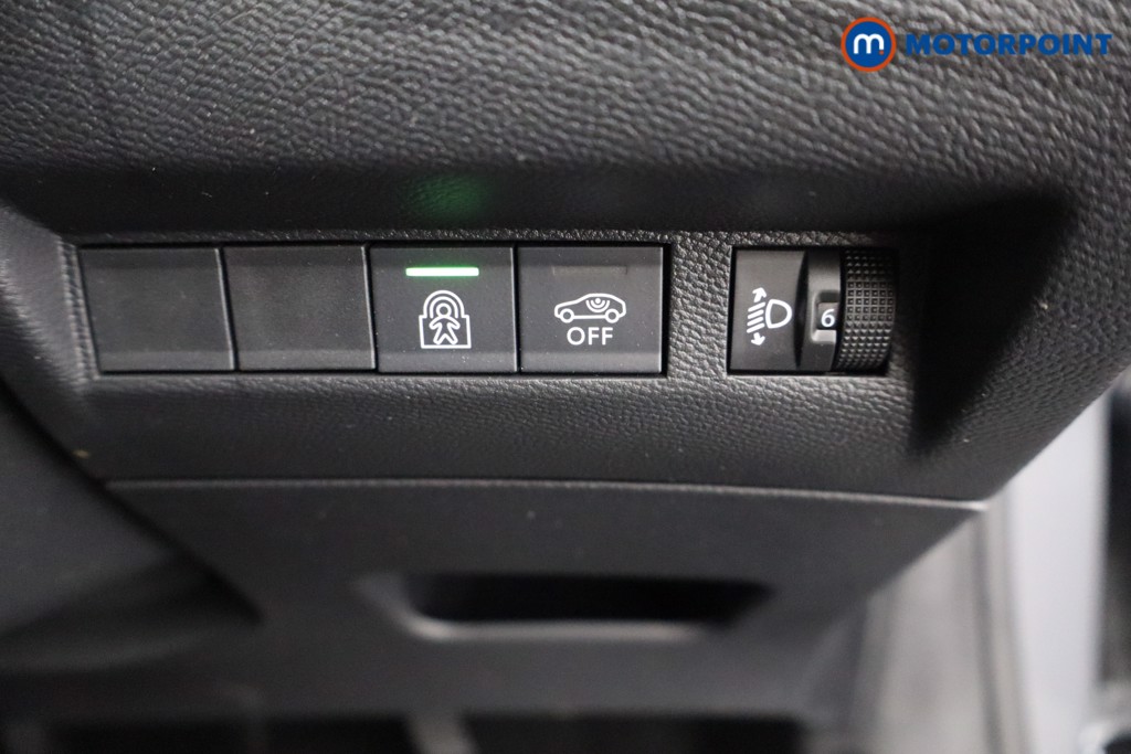 Peugeot 208 Allure Manual Petrol Hatchback - Stock Number (1546855) - 12th supplementary image