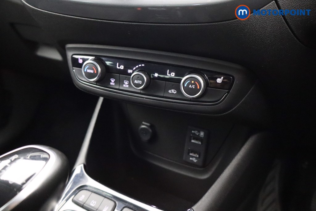 Vauxhall Crossland Ultimate Manual Diesel SUV - Stock Number (1547020) - 9th supplementary image