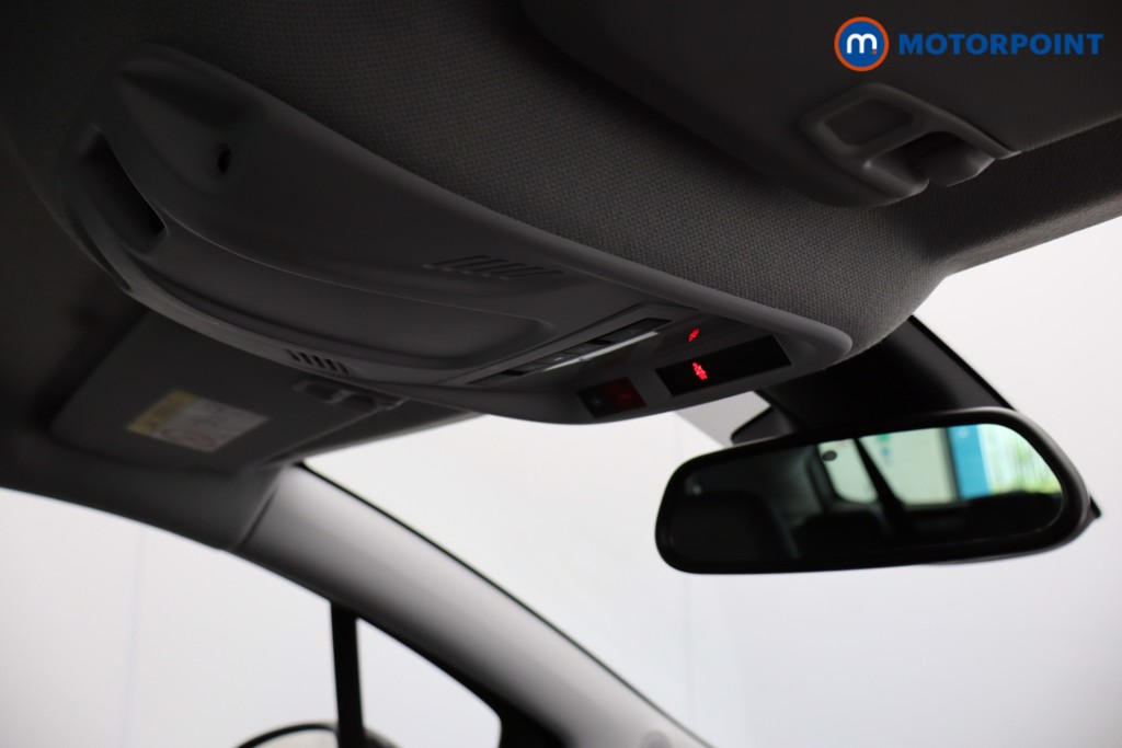 Vauxhall Crossland Ultimate Manual Diesel SUV - Stock Number (1547020) - 11th supplementary image