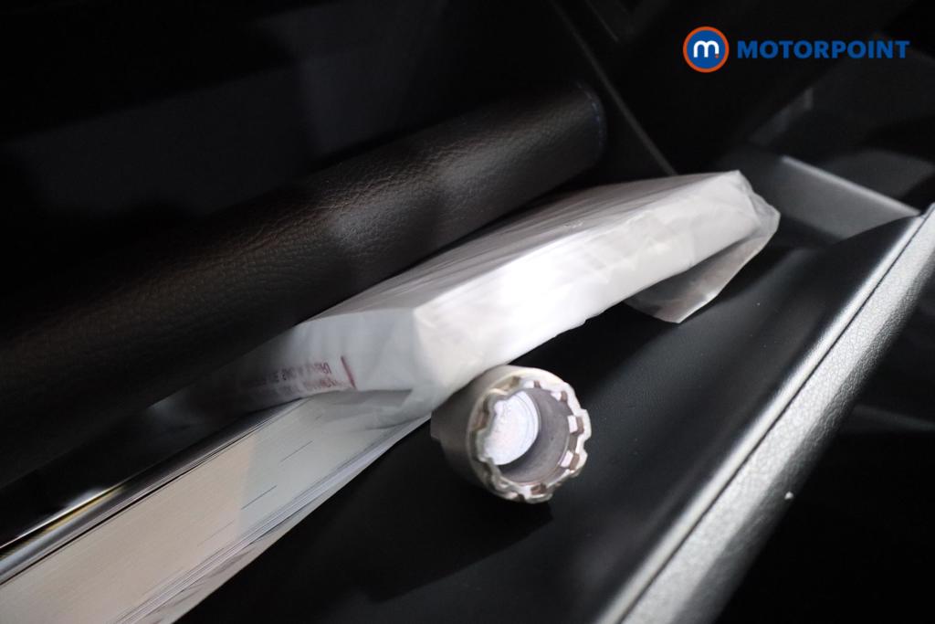 Hyundai I10 Advance Automatic Petrol Hatchback - Stock Number (1547269) - 12th supplementary image