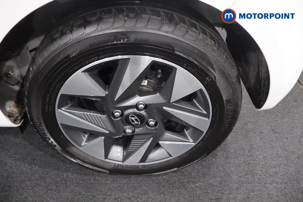 Hyundai I10 Advance Automatic Petrol Hatchback - Stock Number (1547537) - 17th supplementary image