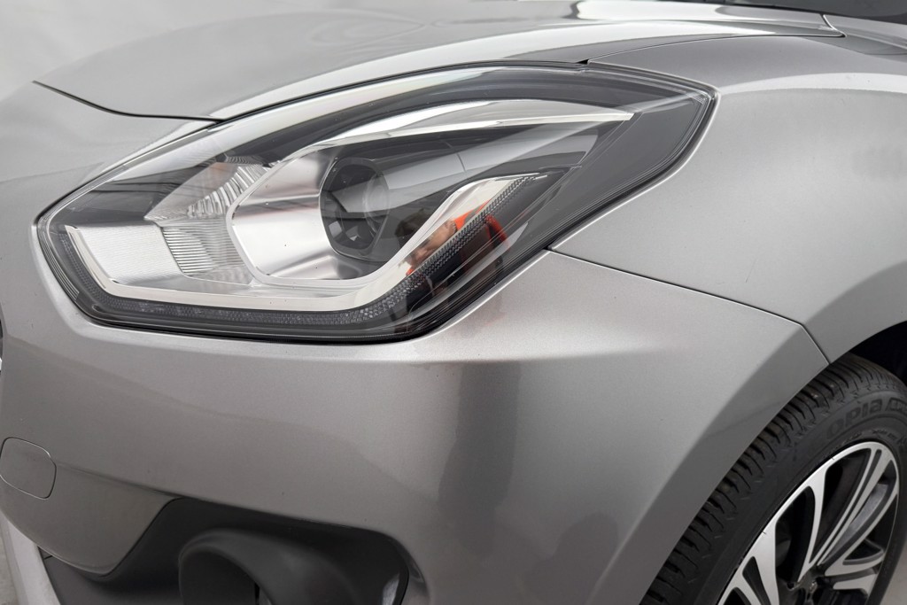 Suzuki Swift SZ5 Automatic Petrol-Electric Hybrid Hatchback - Stock Number (1547740) - 24th supplementary image