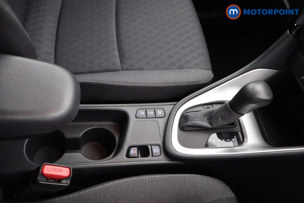 Toyota Yaris Icon Automatic Petrol-Electric Hybrid Hatchback - Stock Number (1547793) - 7th supplementary image