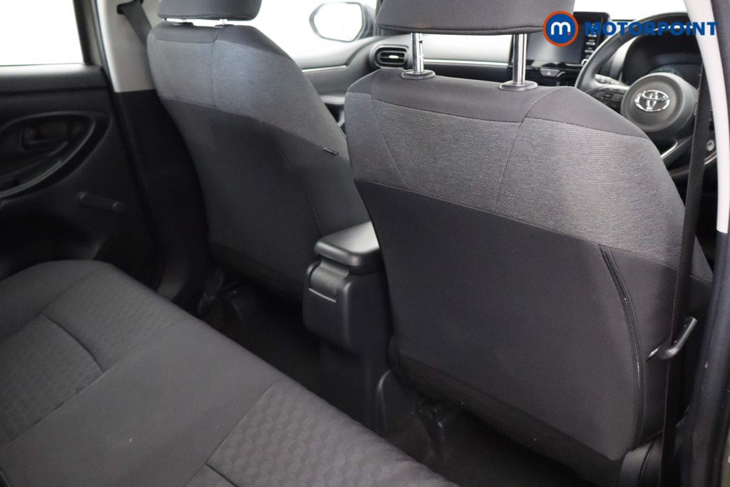 Toyota Yaris Icon Automatic Petrol-Electric Hybrid Hatchback - Stock Number (1547793) - 17th supplementary image