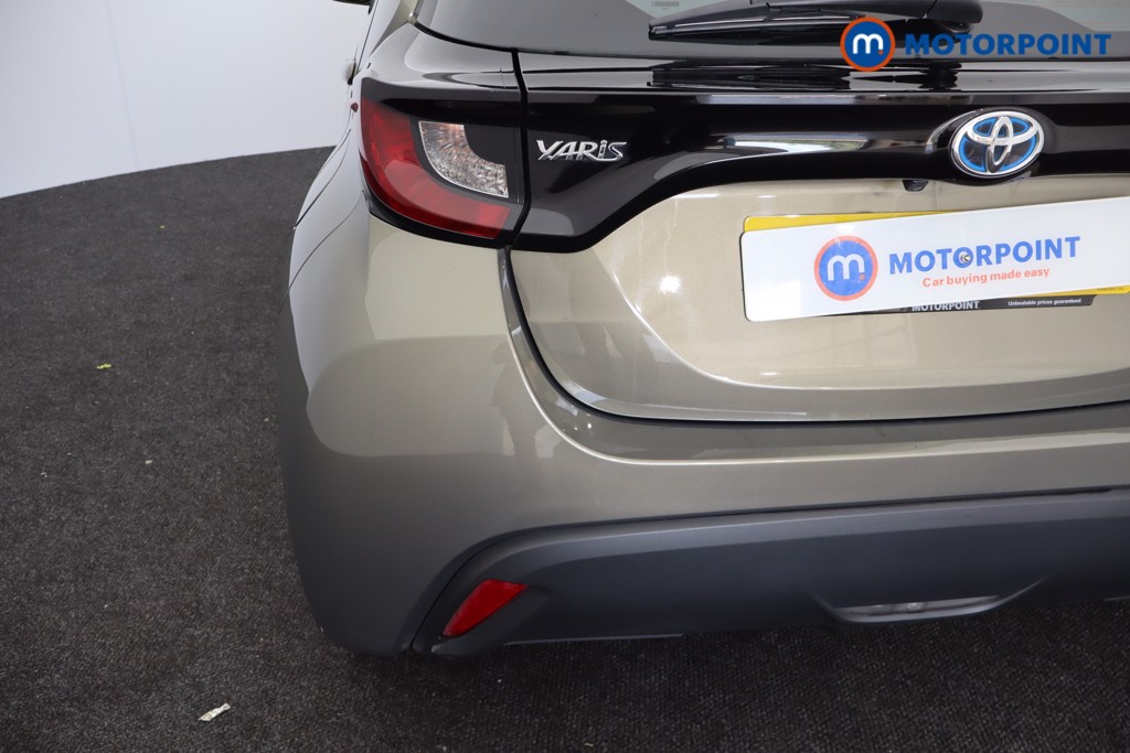 Toyota Yaris Icon Automatic Petrol-Electric Hybrid Hatchback - Stock Number (1547793) - 26th supplementary image