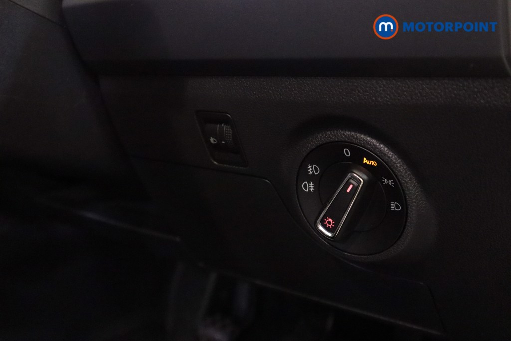 Seat Arona Se Technology Manual Petrol SUV - Stock Number (1547890) - 4th supplementary image